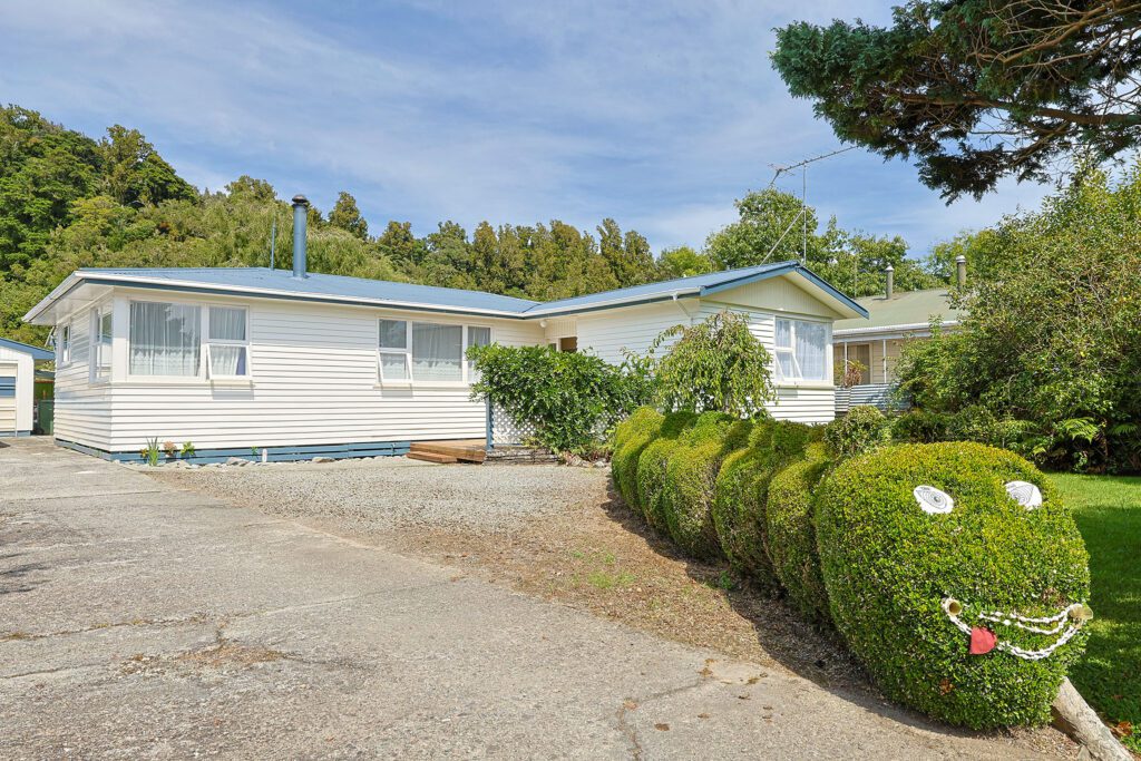65-Main-Road-Ext House For Sale